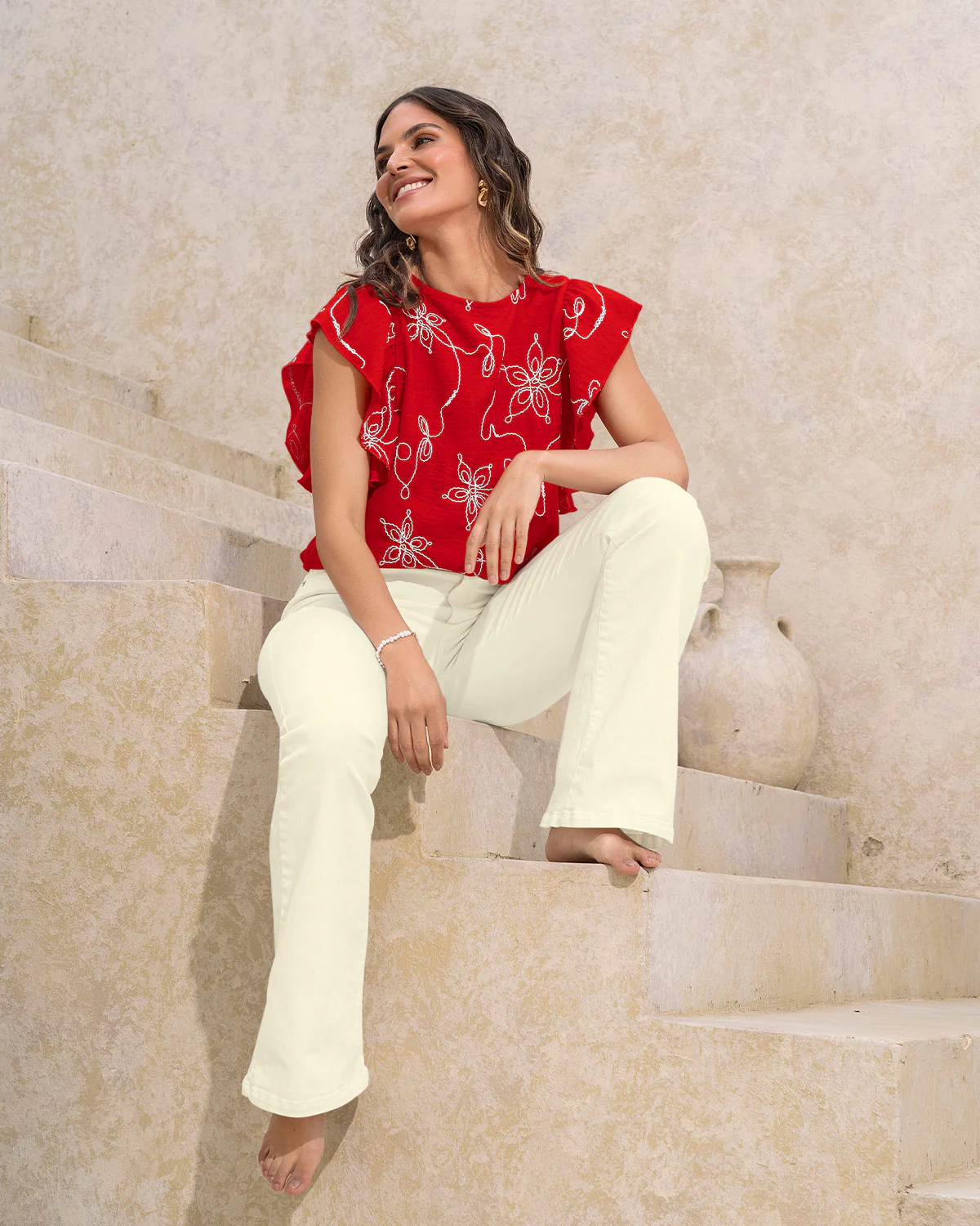 Blusa en tela bordada con bolero en mangas - Image 4