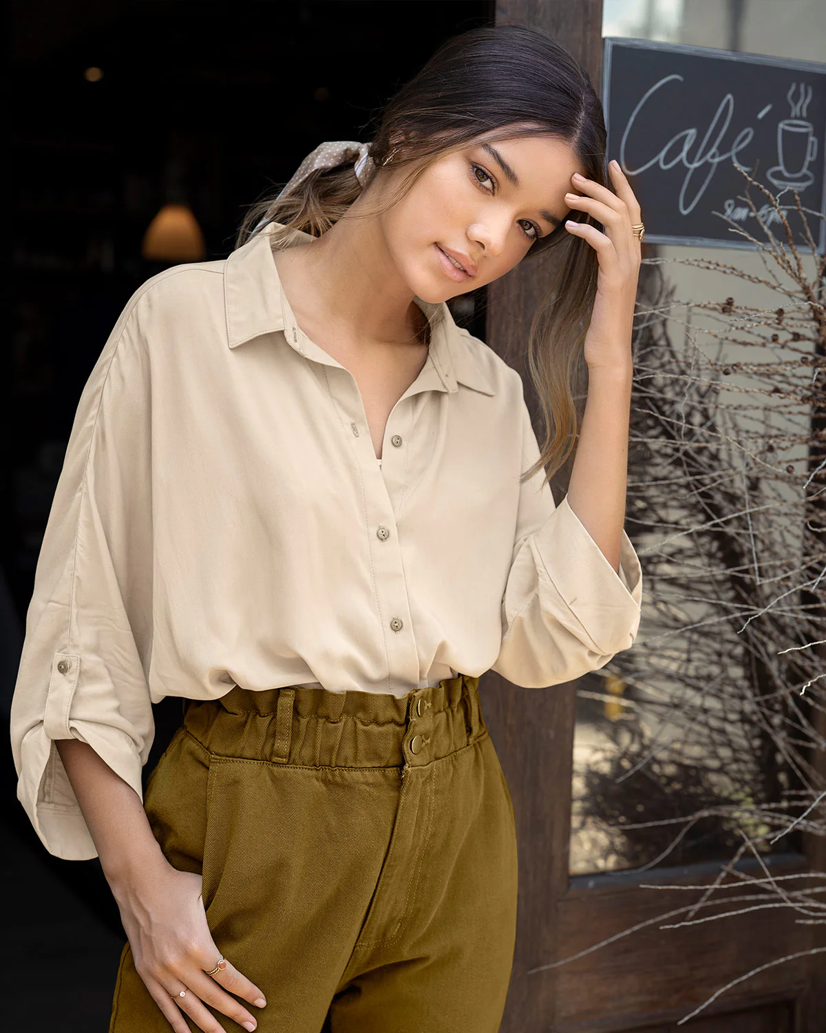 Blusa manga larga abotonable con charreteras en mangas - Image 4