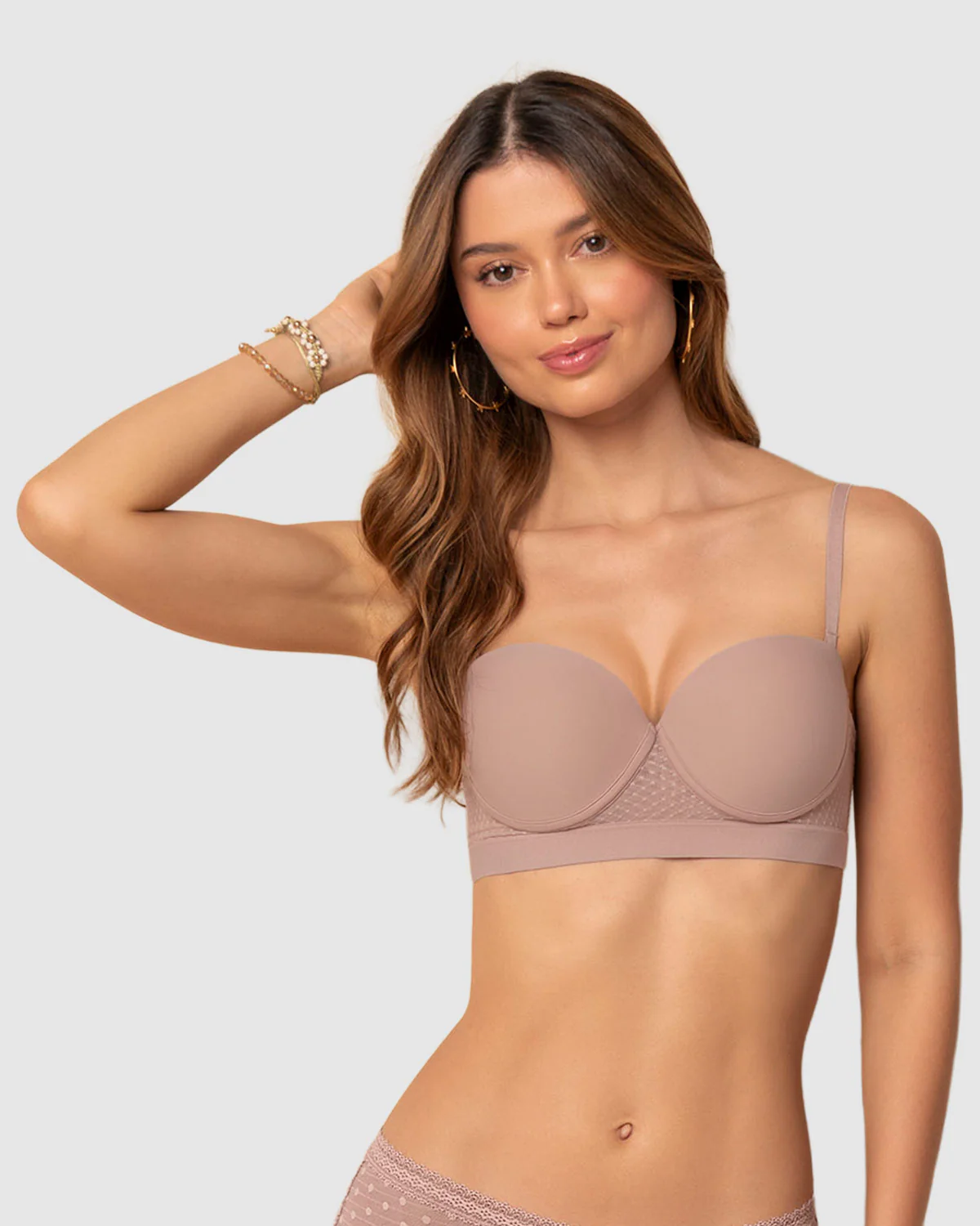 Brasier balconet con realce medio y espalda en tul