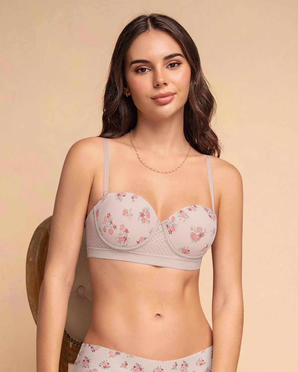 Brasier balconet con realce medio y espalda en tul - Image 11