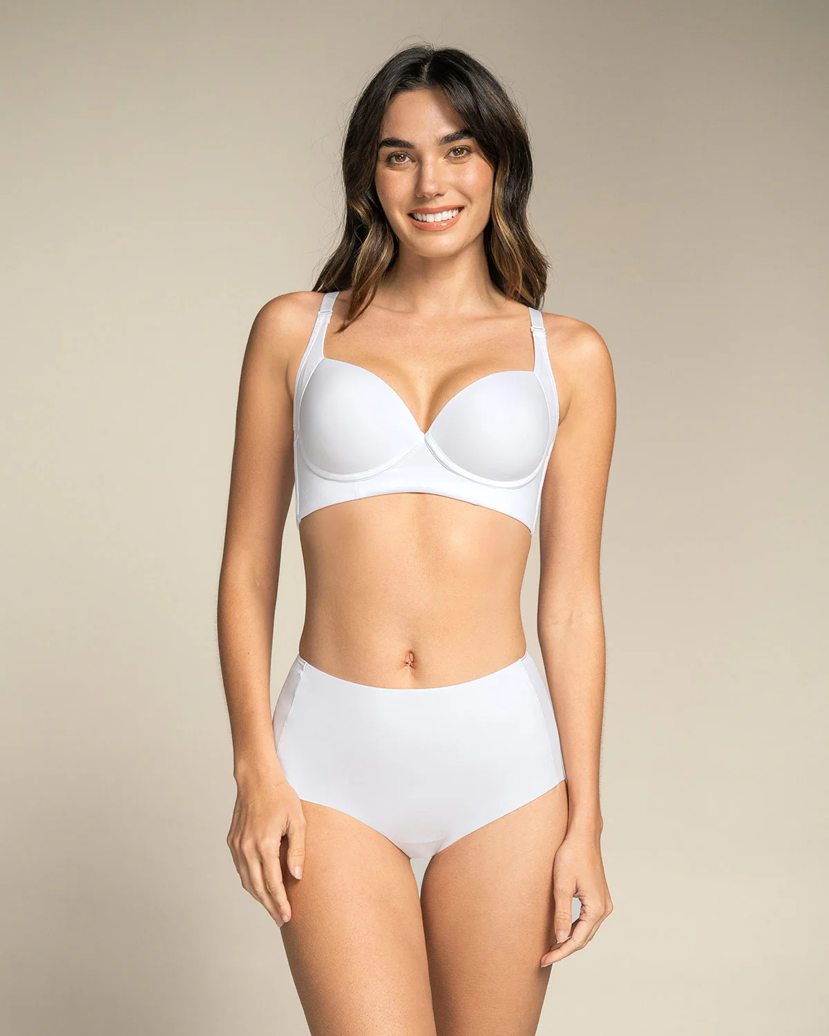 Brasier de cubrimiento alto en sisa y espalda Cover Bra - Image 16