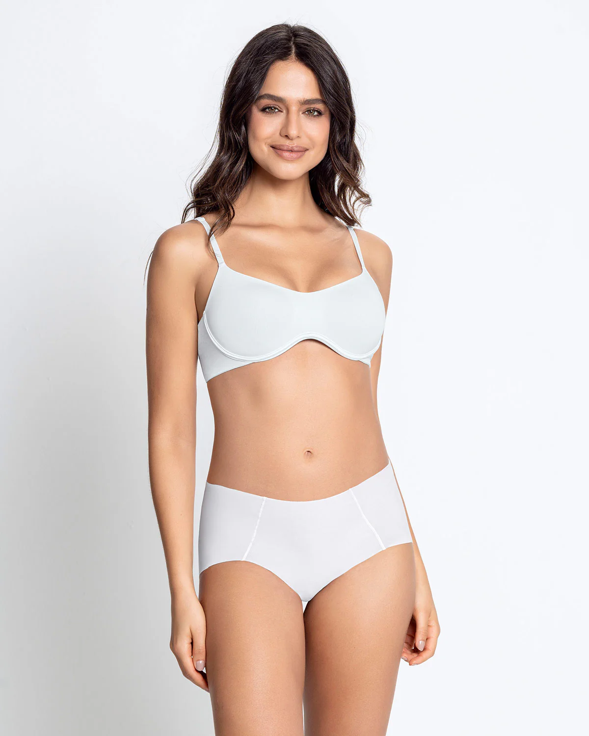 Brasier ultraliviano con copas internas fijas - Image 3