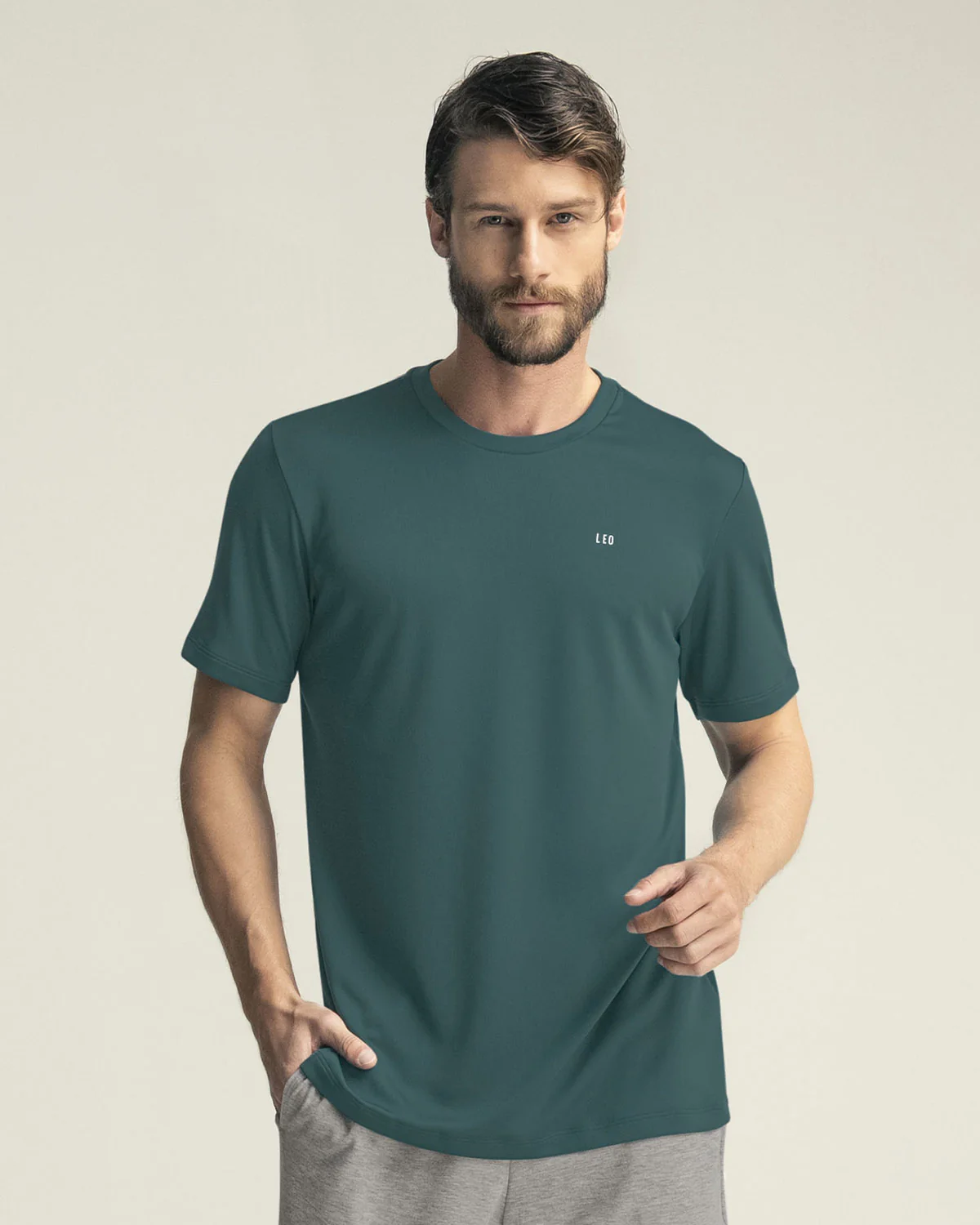 Camiseta deportiva masculina semiajustada de secado rápido - Image 10