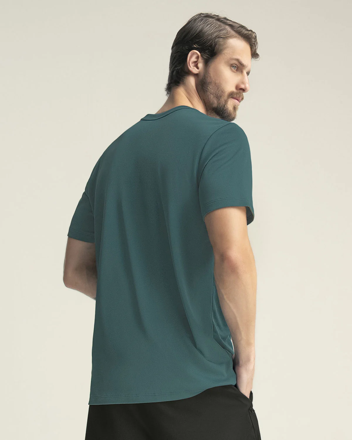 Camiseta deportiva masculina semiajustada de secado rápido - Image 11