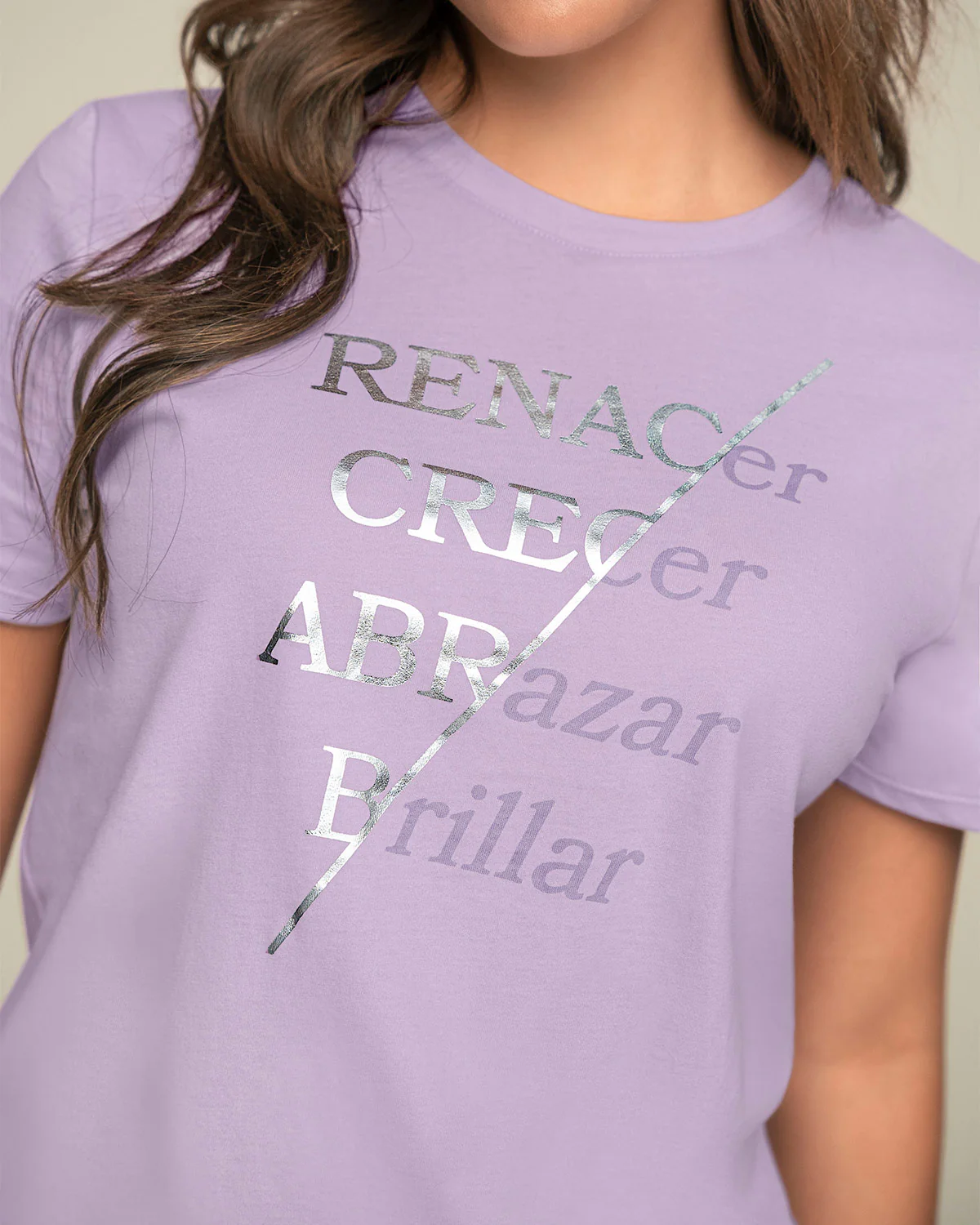 Camiseta manga corta con mensaje en el frente - Image 6