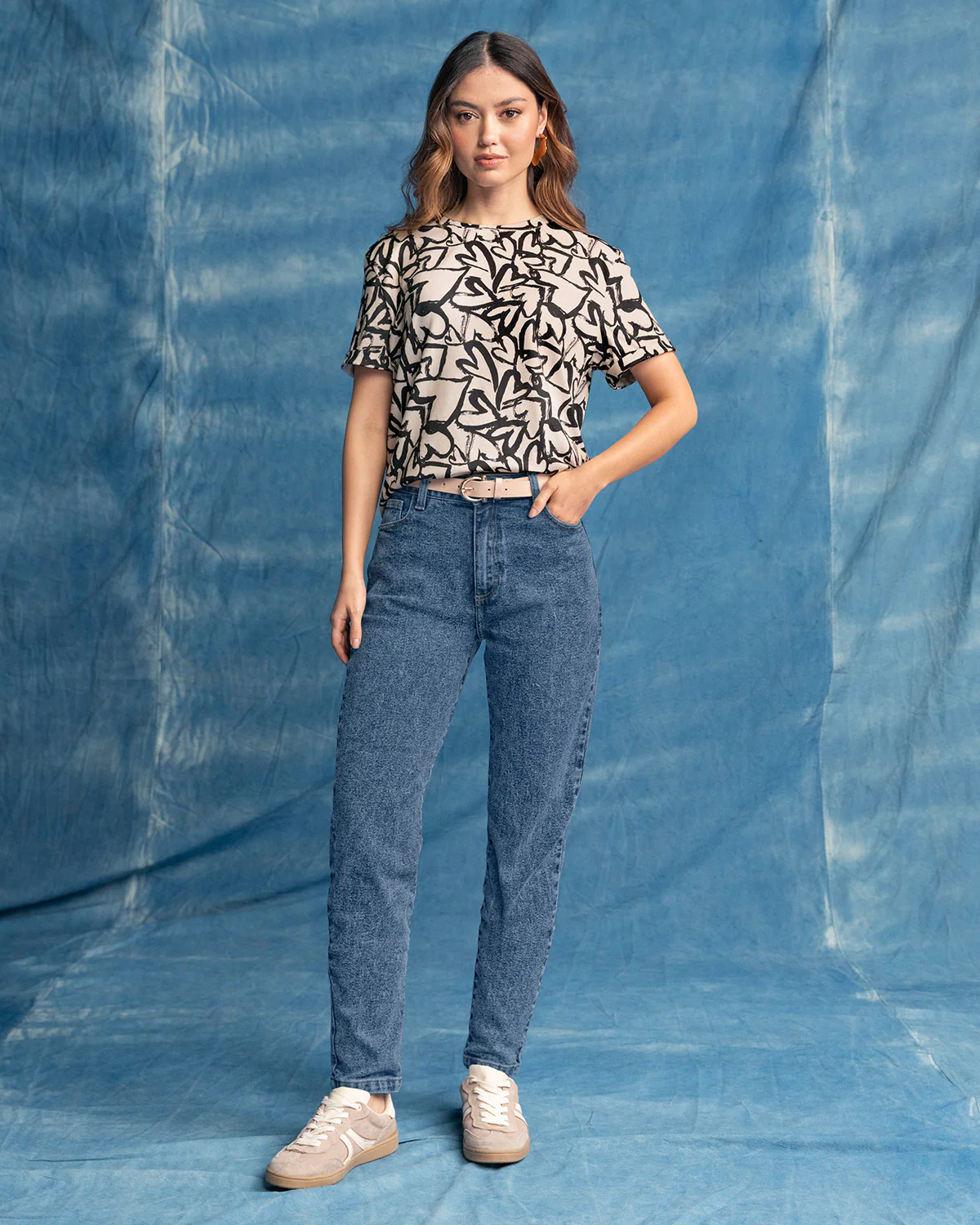 Camiseta manga corta estampada con dobladillo en manga - Image 12