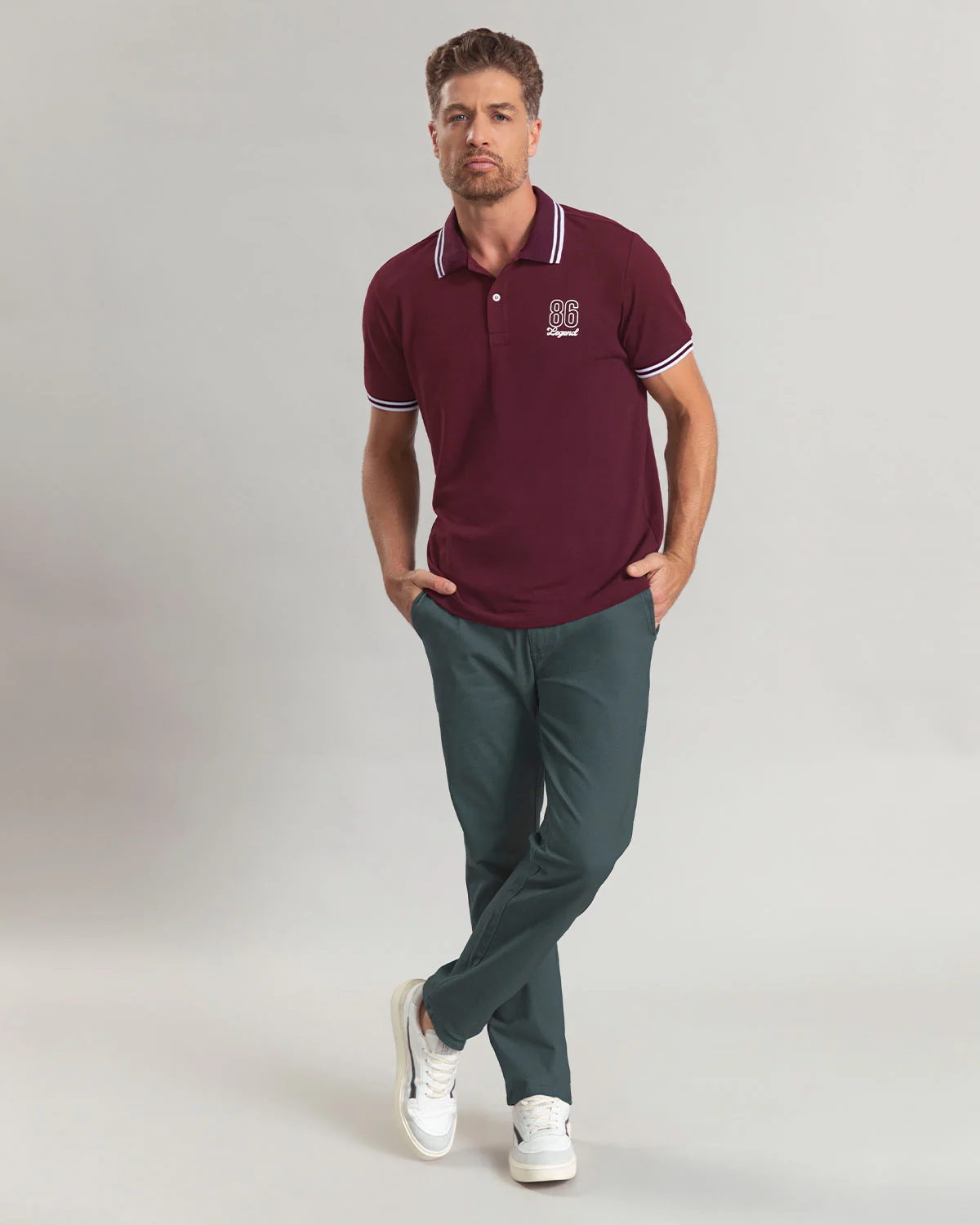 Camiseta tipo polo con detalle en contraste en el cuello - Image 4