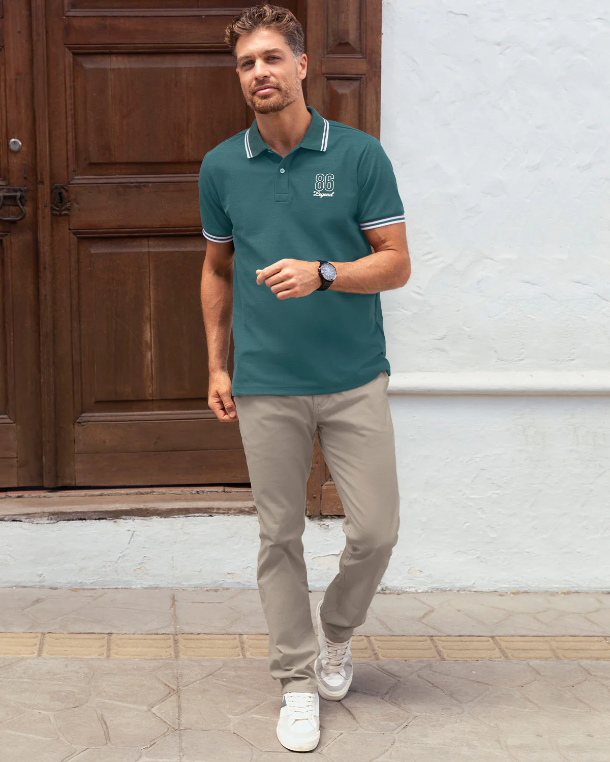 Camiseta tipo polo con detalle en contraste en el cuello - Image 9