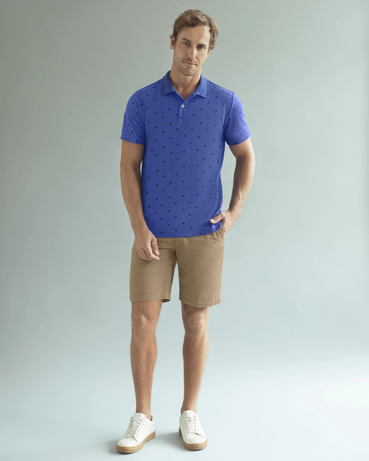 Camiseta tipo polo con mini print - Image 3