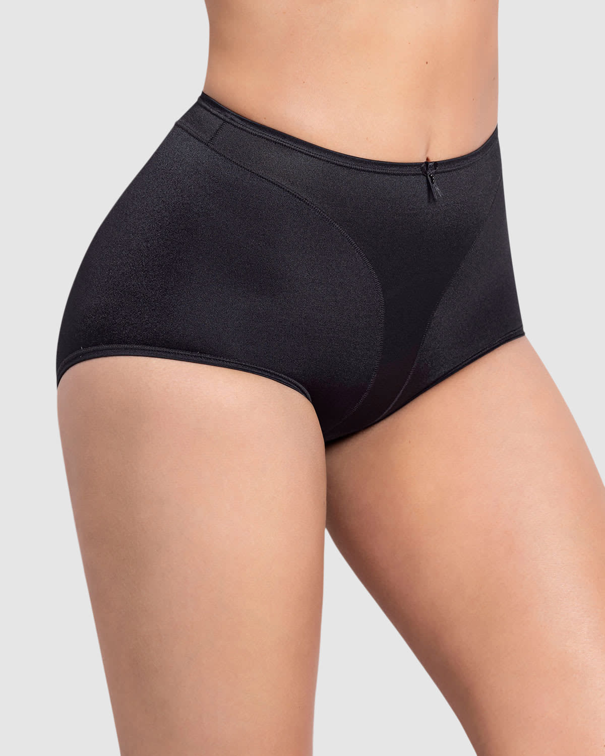 Panty clásico tiro alto de control de abdomen - Image 4