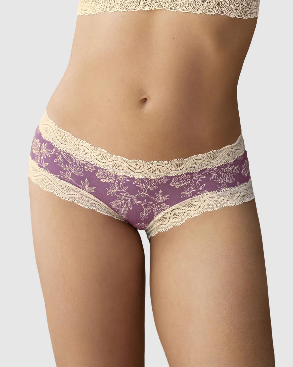 Panty hípster tiro medio en tela lisa y encaje - Image 14