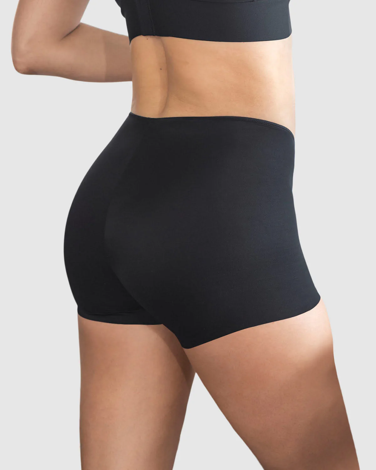 Panty tipo bóxer efecto invisible en piernas - Image 5