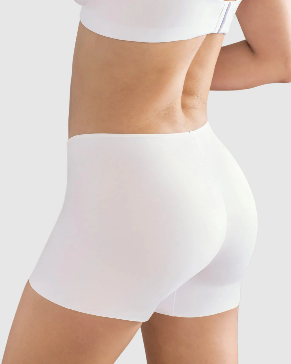 Panty tipo bóxer efecto invisible en piernas - Image 9