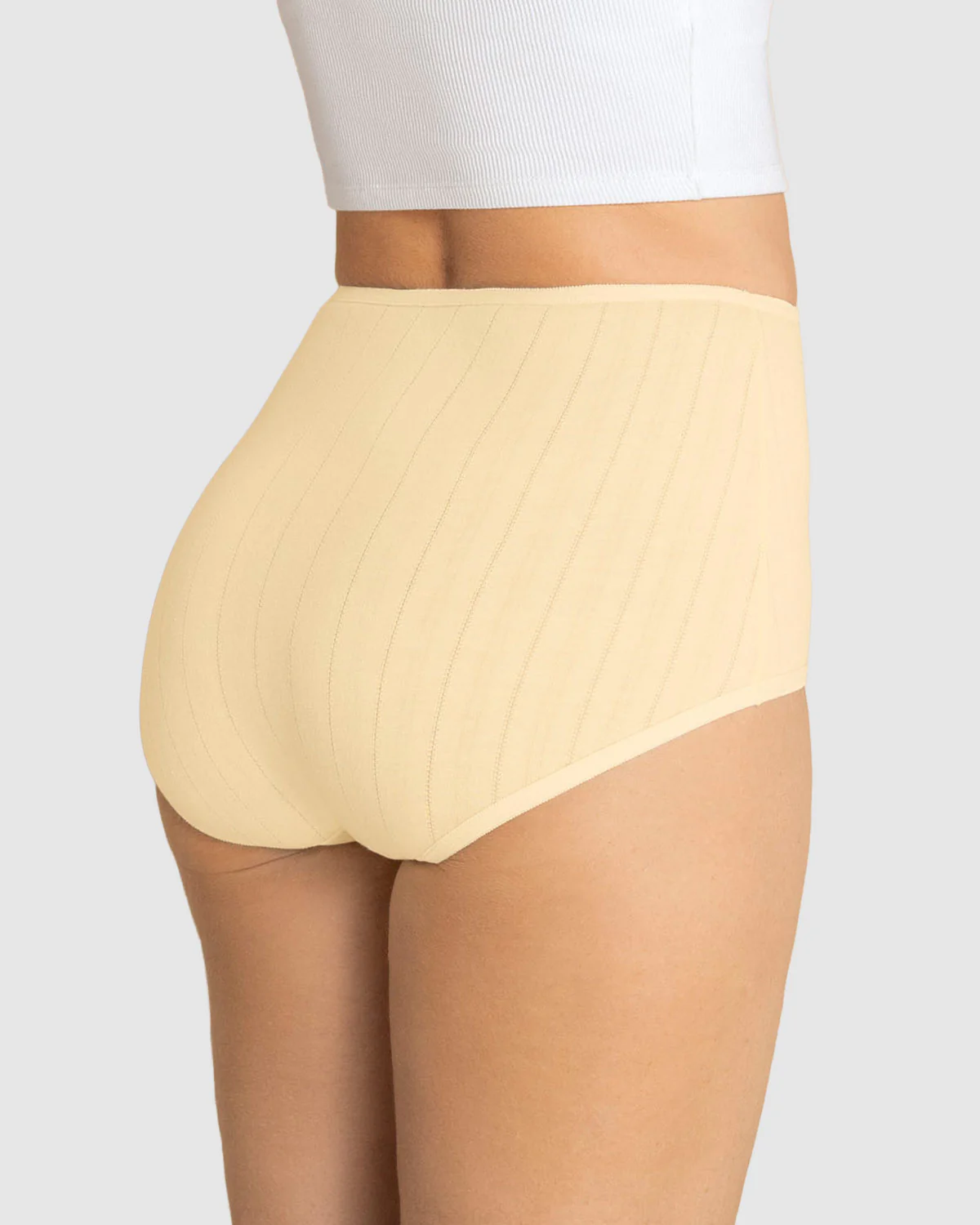 Paquete x 3 Panties Clásicos con Excelente Cubrimiento - Image 5