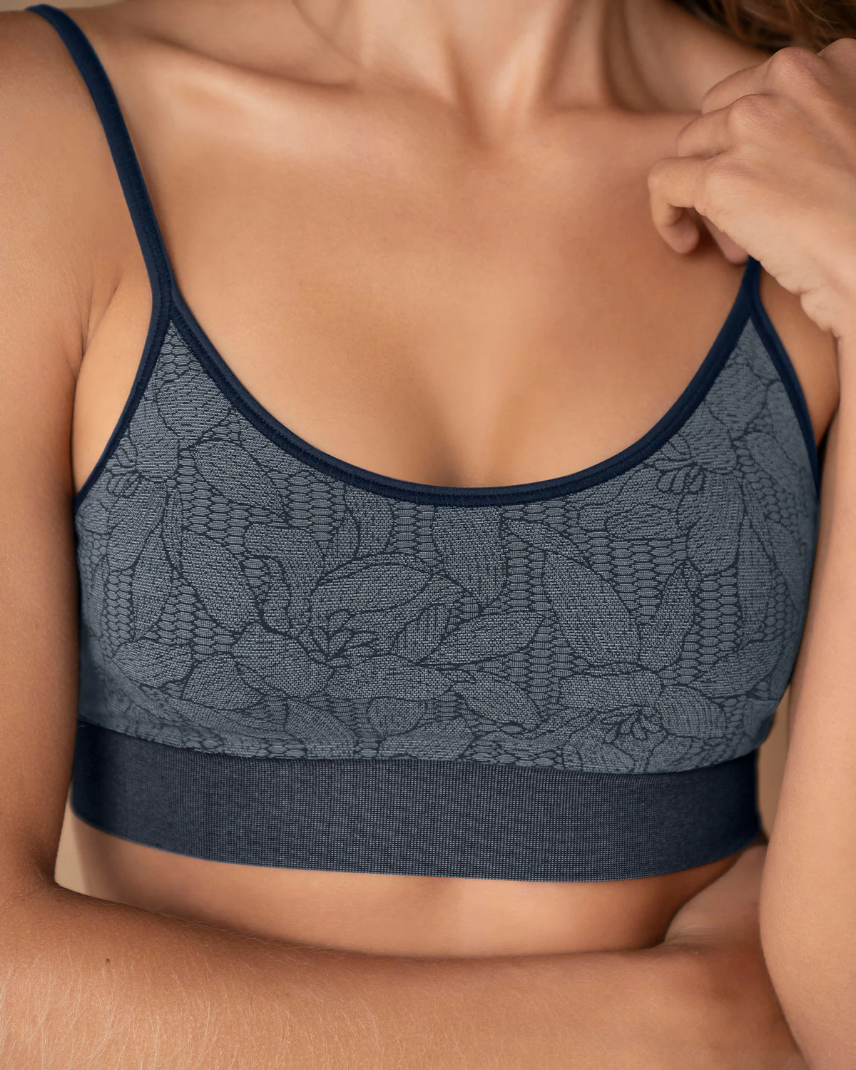 Top en animal print ultraligero en tecnología seamless - Image 2